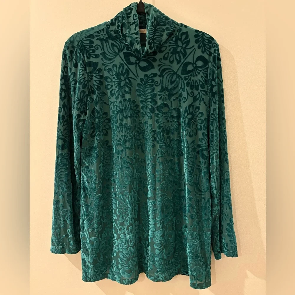 Soft Surroundings Walden Velvet Burnout Turtleneck Top M - Picture 5 of 11